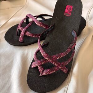 Teva Black Sandals with Patterned Pink Straps Size 11W